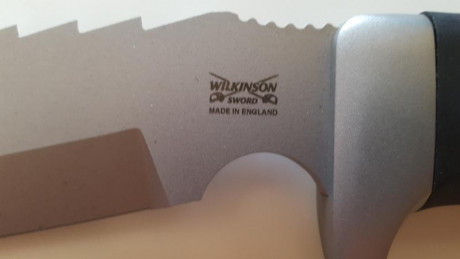 (VENDIDO) Vendo mítico cuchillo Wilkinson Sword Dartmoor CSK 185, original, nuevo, con caja y todos sus 10