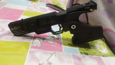 Vendo todo por abandono de este maravilloso deporte, Walther SSP y Armero sps une 2012 todo por 1200€ 01