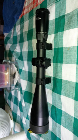 Vendo visor Bsa Quarry king 8-32x56 en perfecto estado, completo con todos sus accesorios, no tengo la 02
