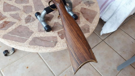 Rifle Kentucky Pedersoli en venta y embudo de carga Pedersoli 400€ más portes. 01