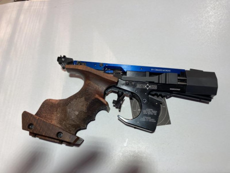 VENDO MATCH GUNS MG2E CAL 22 EN PERFECTO FUNCIONAMIENTO,CON SUS ACCESORIOS DE ORIGEN.
VENDO POR DEJAR 112