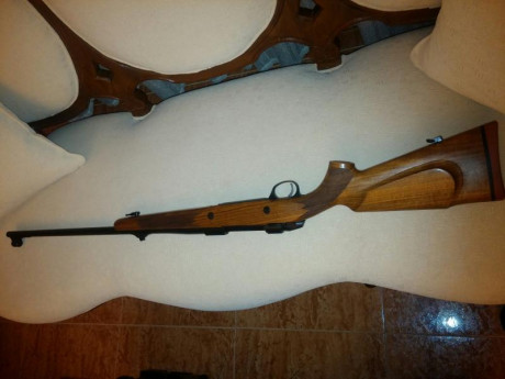 Pues eso, que debido al poco uso que le doy al rifle y que para mi es demasiado calibre vendo uno de mis 11