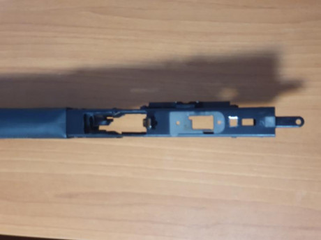muy buenas 
soy de los pocos AGRACIADOS de comprar las ultima SAIGA 12 DE CAZA que vendió ARM IZQDO
pues 01