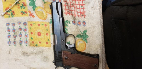 Hola dispongo de una STAR B 9 Pb no es Super es B Pb.con dos cargadores muy buenas condiciones de estado 01