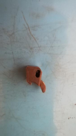 Hola,
ando buscando dos piezas del revolver Astra Cadix mod 4" del modelo en 22lr

-La primera pieza 62