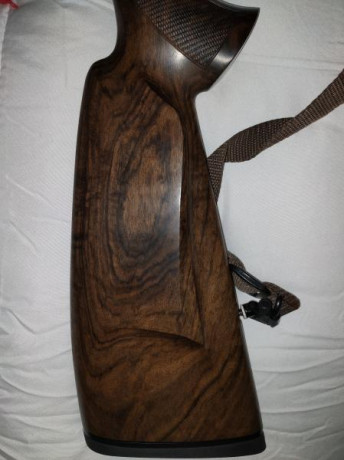 :D Buenas tardes:
Vendo rifle Mannlicher Luxus de zurdo en calibre 270 y otro cañón del 30.06 spg 
Se 00