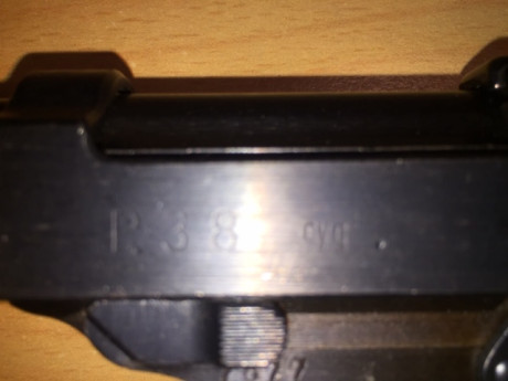 SE HA REBAJADO DE PRECIO-Se trata de una pistola Walther P 38 con el código CYQ  (Speewerke) y por su 11