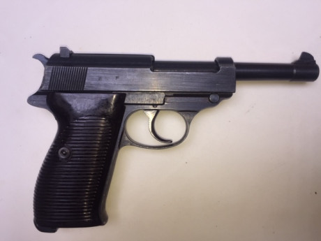 SE HA REBAJADO DE PRECIO-Se trata de una pistola Walther P 38 con el código CYQ  (Speewerke) y por su 22