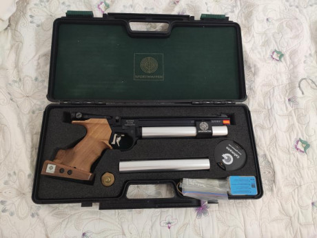 Vendo pistola lp50 en perfecto estado sin marcas sin arañazos como nueva. Se vende por no usar. Esta en 02