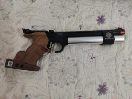 Vendo pistola lp50 en perfecto estado sin marcas sin arañazos como nueva. Se vende por no usar. Esta en 01