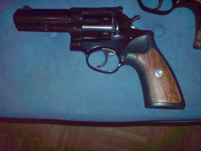 Pues al hilo de un compañero que pide que le ayuden a elegir un revolver y mi afición por ellos, se me 20