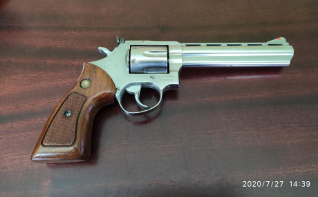 Vendo revólver Taurus 357 magnum en 6 pulgadas en perfecto estado.
Se vende por hacer hueco para otro 02
