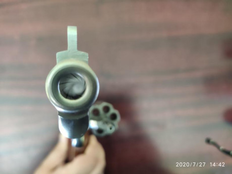 Vendo revólver Taurus 357 magnum en 6 pulgadas en perfecto estado.
Se vende por hacer hueco para otro 10