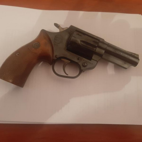 Vendo revolver Astra Police 357.
Muy buen estado.
200€.
Telf. 650 82 27 58.
Angel. 15959604427175315481486744415978.jpg 00