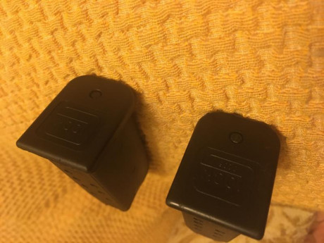 Vendo dos cargadores para glock 26 , los dos por 40 euros puestos en casa del comprador, península. Están 00
