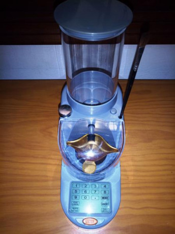 Se vende Dosificador Lyman Gen6 comprado hace poco mas de un año. Se compro para la recarga de rifle pero 02