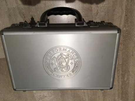 Hola compañeros, vendo esta magnífica Smith & wesson 952-2 performance center 9mm parabellum. Qué 00