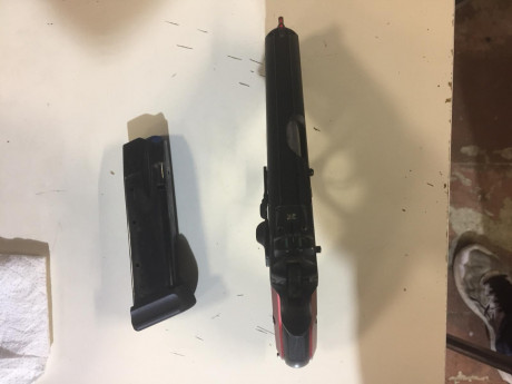 Un amigo de confianza que no utiliza el Foro vende su sp01 en buen estado estético y perfecto funcionamiento...para 00