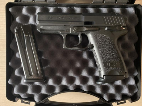 Se vende Hk usp compact muy buenas condiciones, se entrega con caja y dos cargadores.
Guiada en A, portes 01