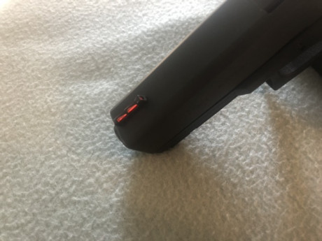 Buenos dias
Vendo Glock 17 Gen4, muy muy poco uso, con 4 cargadores (3 de ellos nuevos) alza regulable 01