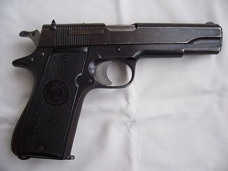 Hola,he abierto este hilo para que todos aquellos que tengais armas Españolas,podais lucirlas aqui con 161