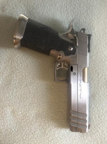 Buenos dias
Por no usar (200/300 tiros a lo más) vendo esta gran pistola, cañon AET, nunca IPSC, ya que 10