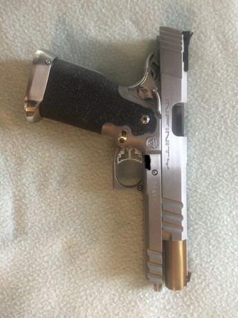 Buenos dias
Por no usar (200/300 tiros a lo más) vendo esta gran pistola, cañon AET, nunca IPSC, ya que 31