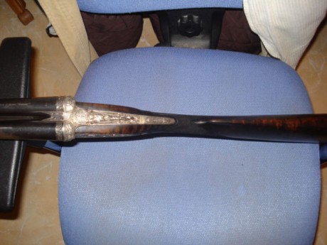 Hola a todos.
He visto una preciosa escopeta de un compañero de alicante de la marca muguruza.
El arma 172