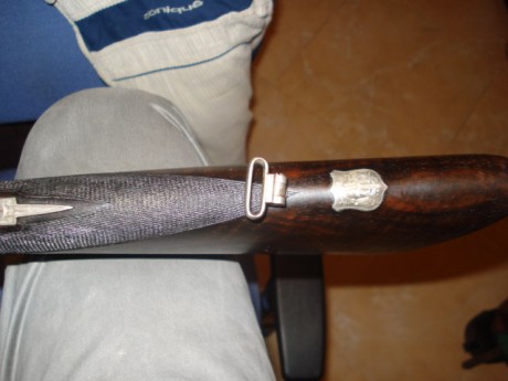 Hola a todos.
He visto una preciosa escopeta de un compañero de alicante de la marca muguruza.
El arma 00