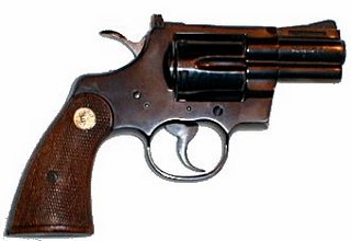 ¿Pensais que la Glock 26 se ha cargado a los 38 de 2 pulgadas? parece que todavía se usan, ¿pero creeis 160