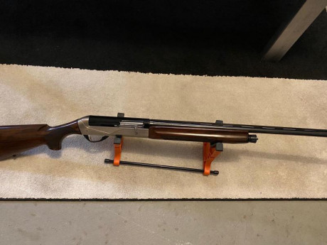 Vendo escopeta semiautomatica, Benelli Rafaello CRIO del cal. 20, en un estado impecable sin el mínimo 02