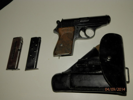 :ganster: y VENDIDA
Vendo Walther PPK de 7,65 mm (.32 ACP)
Se trata de un modelo mítico por su tamaño, 00