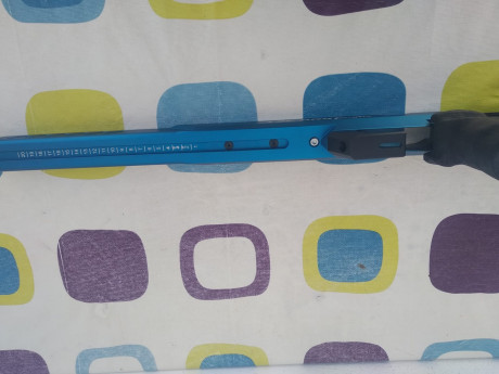 una amigo del club pone a la venta una culata tec-rho de aluminio para anschuz de accion redonda,  para 02