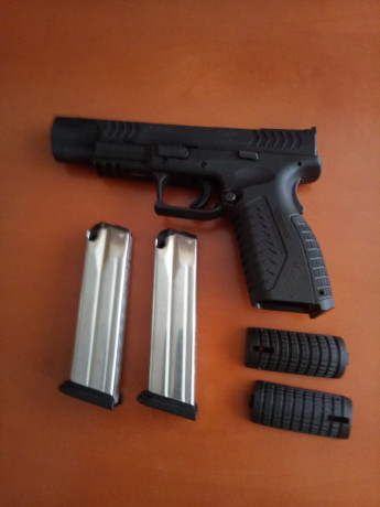 Vendo Pistola Herbert Schmidt modelo XDM calibre 9PB con 2 cargadores. Para guiar en A, B o F. Precio 01