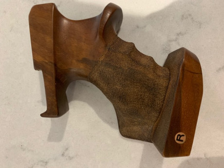 VENDIDA


Buenos días

Pongo a la venta una cacha de la prestigiosa marca rink ,es para la pardini hp-32/22
talla 01