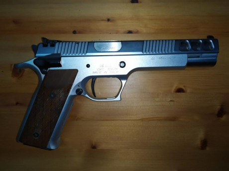 Por cese de actividad un compañero vende sus dos joyas.. Una Sti target máster 45 acp y una pardini gt9 01