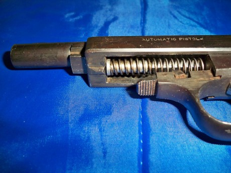 DSC02882.JPG   Hola quien me puede ayudar con una pistola star calibre 32 creo que es del año 1914  la 32