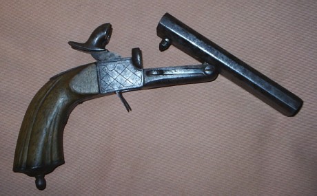 Hola,he abierto este hilo para que todos aquellos que tengais armas Españolas,podais lucirlas aqui con 171