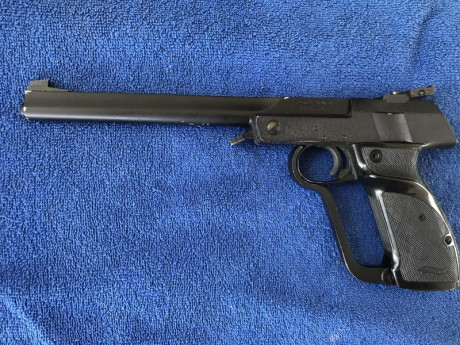 Saludos a la buena gente del foro,  vendo walther LP2 de aire PRE comprimido en buen estado, funcionando 00