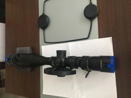 Óptica HD 5-25-50 SFIR. Con rueda de paralelaje y tapas las cuales no trae el visor de serie. También 01