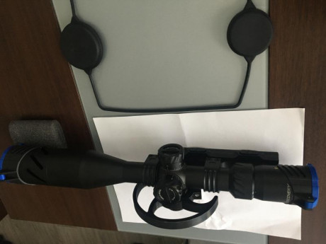 Óptica HD 5-25-50 SFIR. Con rueda de paralelaje y tapas las cuales no trae el visor de serie. También 00