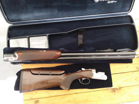 Vendo Beretta 694 sporting Zurdo.
Con B-fast original. Comprada hace 4 meses, aproximadamente. Posibilidad 01