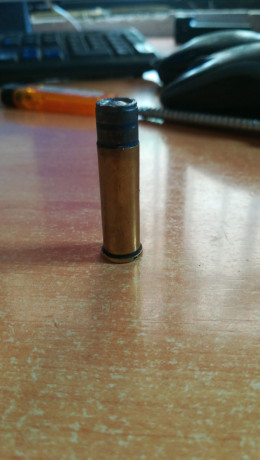 Saludos a todos los foreros . 

Estoy empezando a recargar el 38 wadcutter y las puntas que tengo son 121