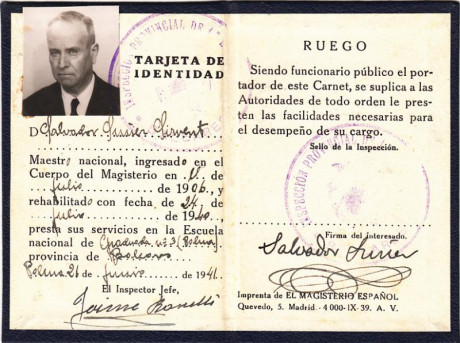  EN RECUERDO Y HOMENAJE A LOS QUE YA NO ESTÁN. 

Si pones en  GOOGLE    PASAPORTES EN LA MEMORIA   da 151