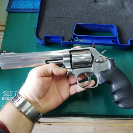 Buenas.

Como el practicar IPSC cada vez lo veo más complicado (tirando a imposible) , pienso que una 110
