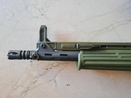 ...se venden cetme L y LC inutilizados, con certificados Bope emitidos en su día a militaria cantábrico. 131