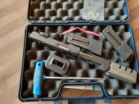 Vendo WALTHER GSP EXPERT, calibre 22 LR y kit del 32, en perfectas condiciones de funcionamiento. Cacha 12