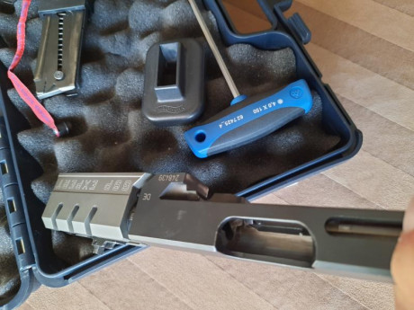 Vendo WALTHER GSP EXPERT, calibre 22 LR y kit del 32, en perfectas condiciones de funcionamiento. Cacha 11