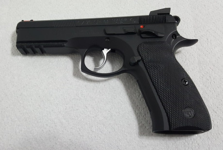  ***VENDIDA***

***El arma está vendida, gracias a todos por el interés*** 

Vendo CZ Shadow de 9mm PB 130