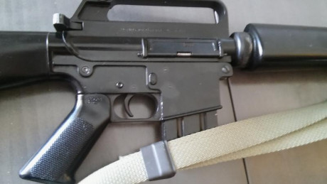 Hola. Vendo M-16 del tipo utilizado en Vietnam, en calibre 22, perfecto estado. Dos cargadores uno original 01